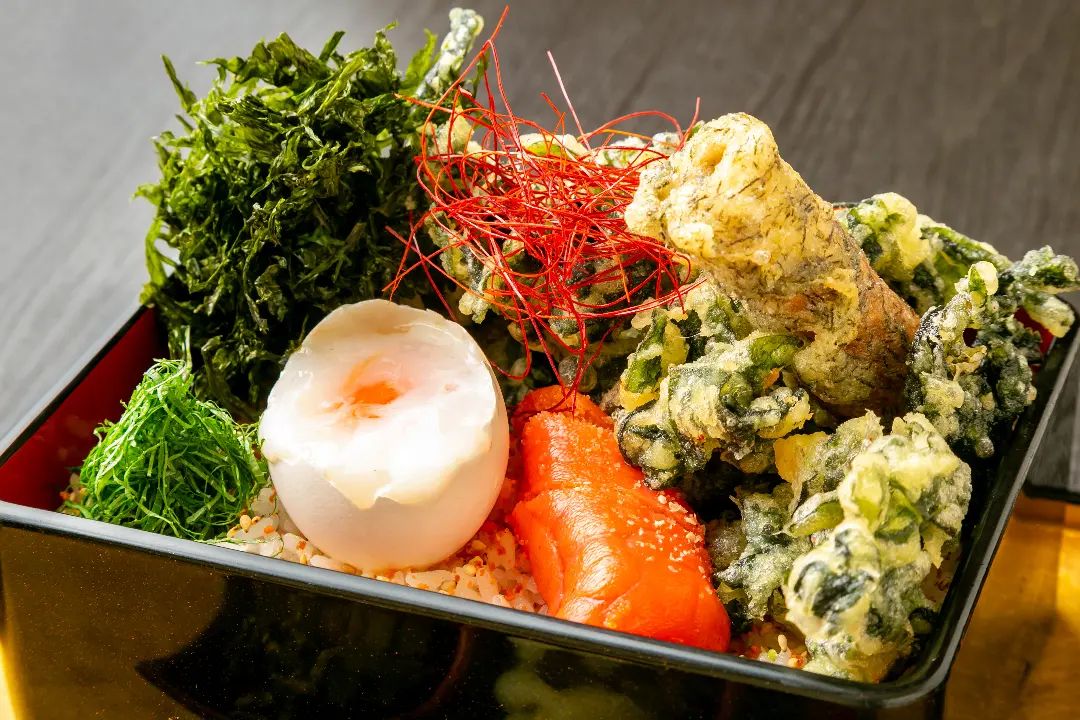 天神で絶品明太子料理に舌鼓を打ちませんか